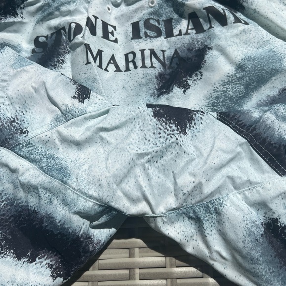 Stone Island Men's Blue Reef Camo Swim Shorts Size Small NWT Designer Resort - Picture 12 of 16